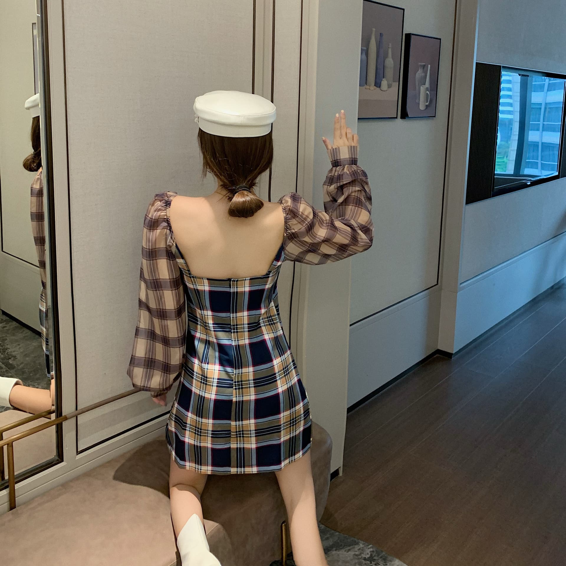 프랑스식 봄 레트로 허리 수축 2026 광장 칼라 체크무늬 긴팔 새로운 드레스 품격 슬림해 보이는 선적 이미지 4