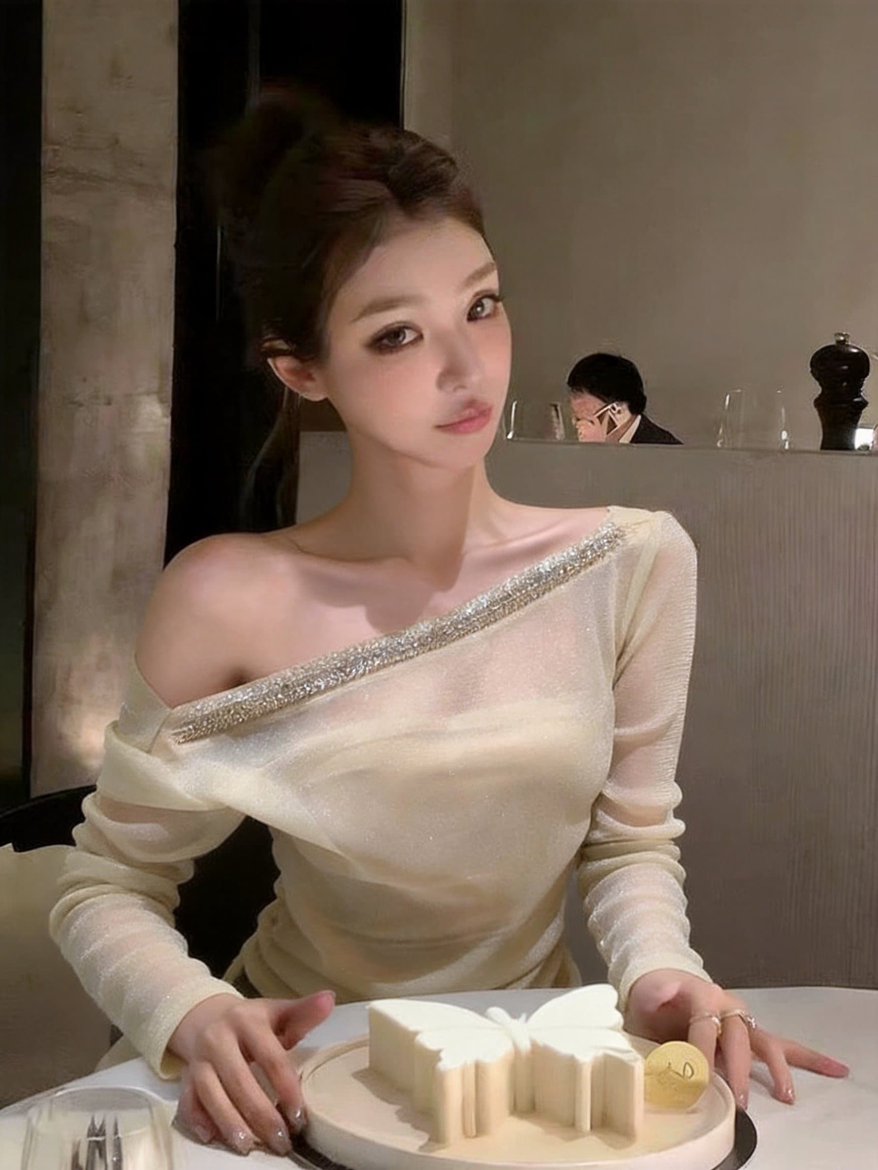 실사 여성 의류 가을 한 부서 순수한 욕망 부드러운 페이크 레이어드 좋은 플래시 비스듬한 어깨 핫픽스 작은 셔츠 오프숄더 몸매 가꾸기 맨위 상세 이미지 11