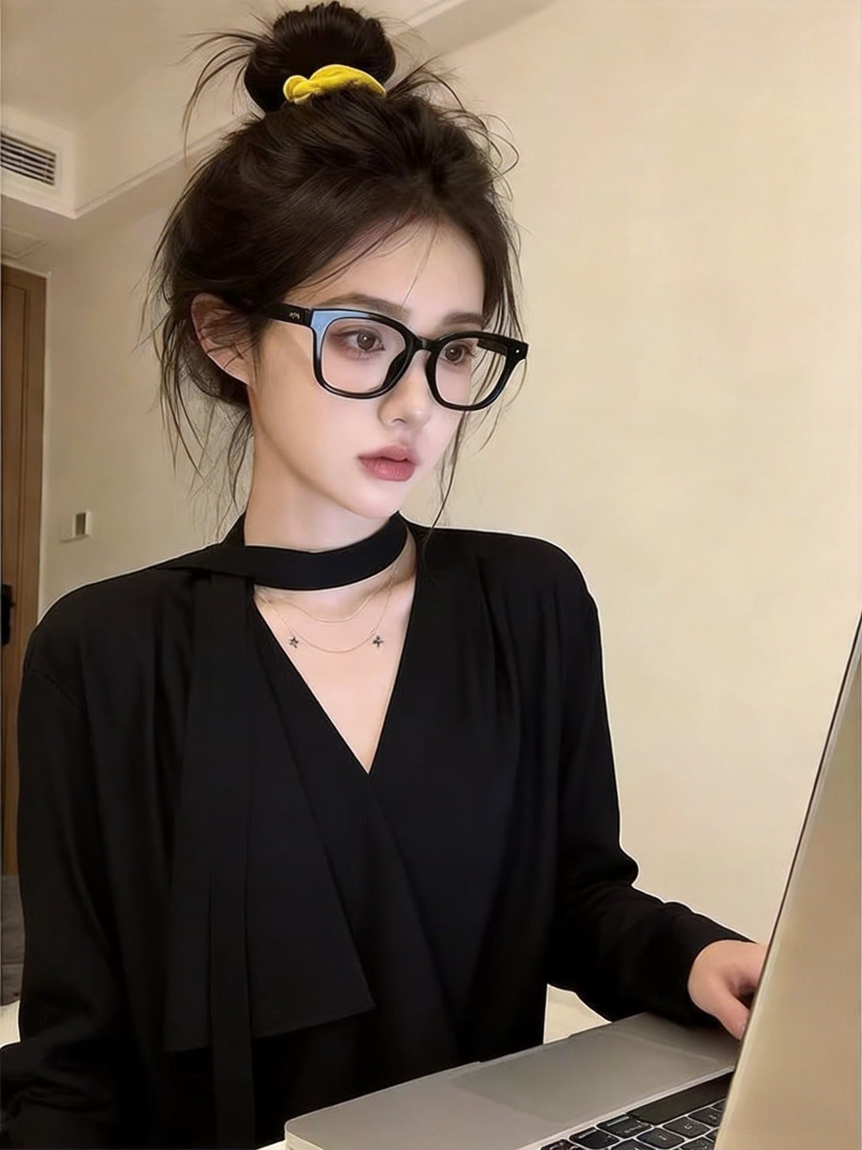 실사 디자인 센스 V넥 지불 칼라 리본 긴팔 루즈핏 통기성 품격 느긋한 바람 맨위 여성 상세 이미지 9