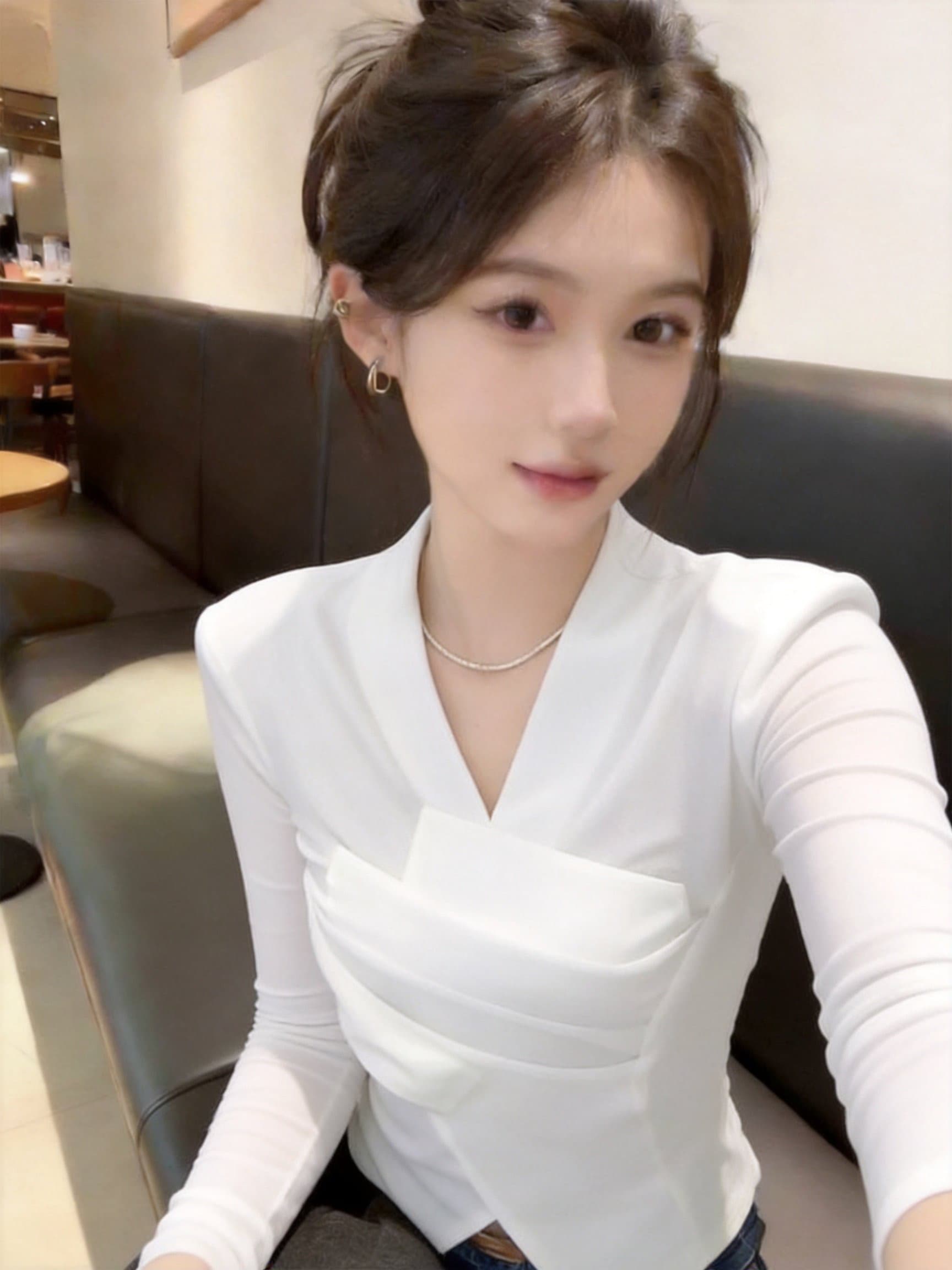 실사 디자인 센스 V넥 십자가 스트랩 긴팔 맨위 마이크로 ~을 통해 주름 몸매 가꾸기 슬림해 보이는 다용도 섹션 상세 이미지 6