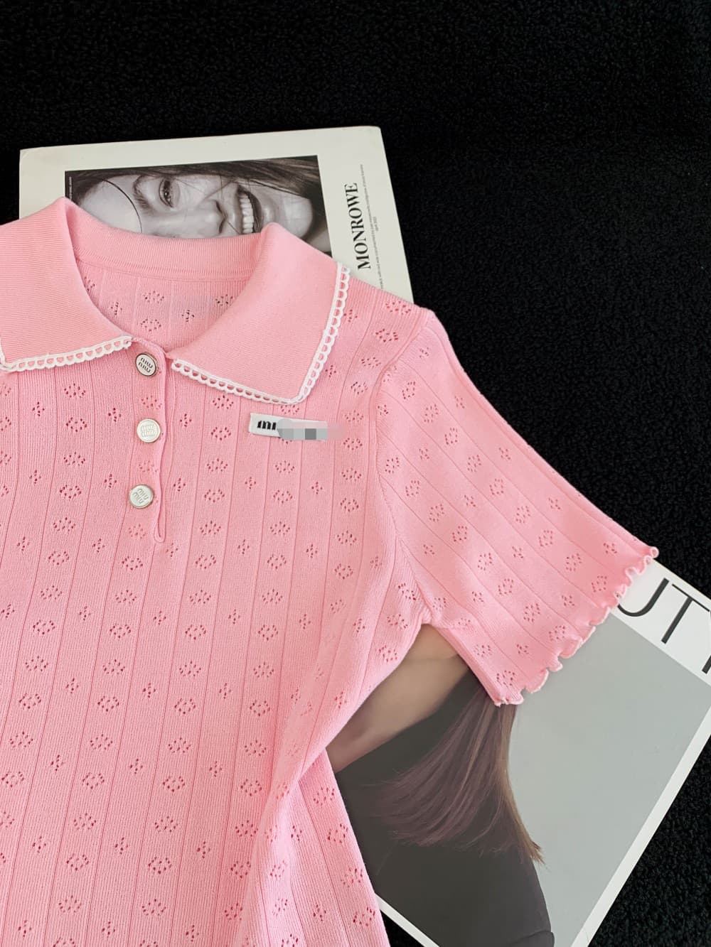 단순한 아름다움 센스 일상 작은 흰색 꽃 POLO 칼라 달콤함 홀로우 아웃 니트 반팔 티셔츠 여성 상세 이미지 22
