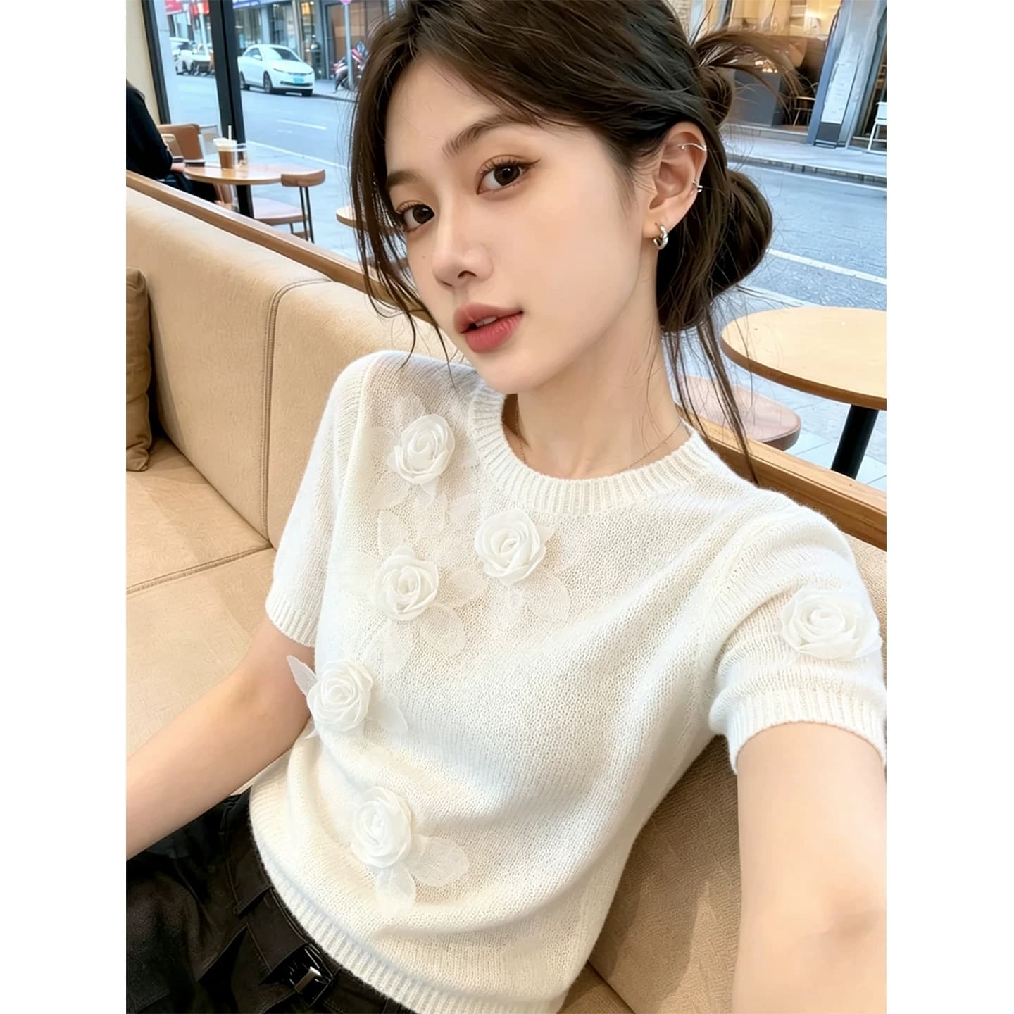 한 부서 라운드 넥 3 차원 꽃 얇은 스타일 반팔 니트 스웨터 여성 2026 여름 새로운 몸매 가꾸기 슬림해 보이는 외국 가스 맨위 상세 이미지 1