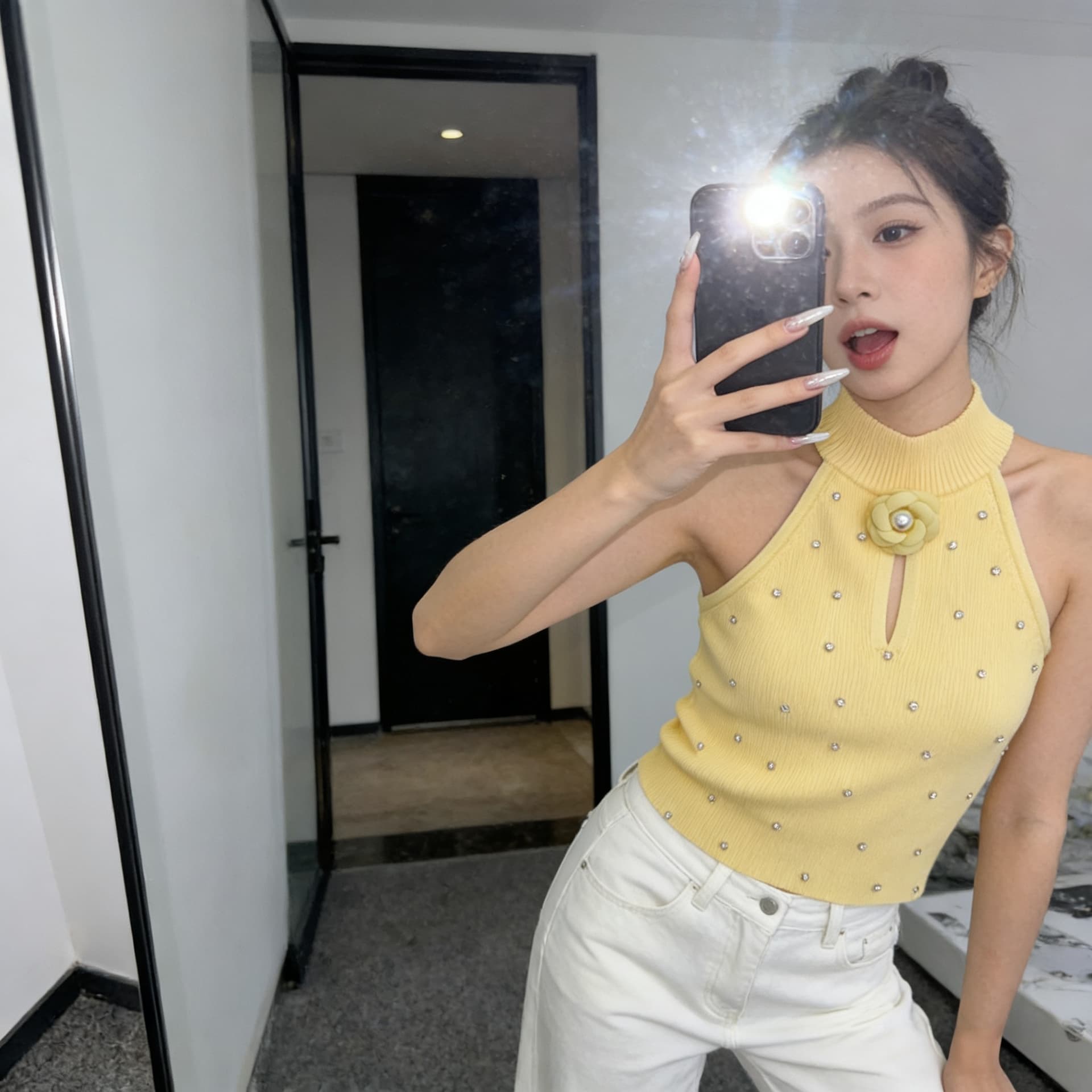 핫걸 바람 행침 목 조끼 여성 검정색 무거운 작업 스팽글 몸매 가꾸기 쇼트 스타일 디자인 센스 작은 대중 맨위 상세 이미지 3
