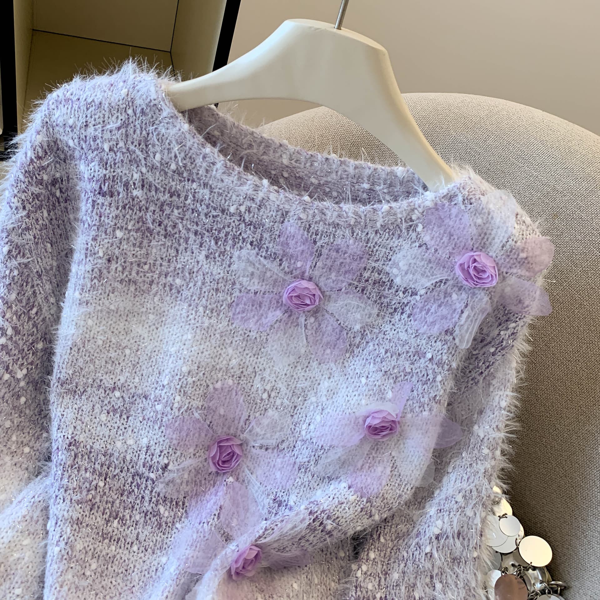 가을 겨울철 Chic 아름다운 우유 fufu 스웨터 기본 셔츠 여성 패션 비즈 박기 꽃 모방 밍크 울 쇼트 스타일 니트 스웨터 상세 이미지 33