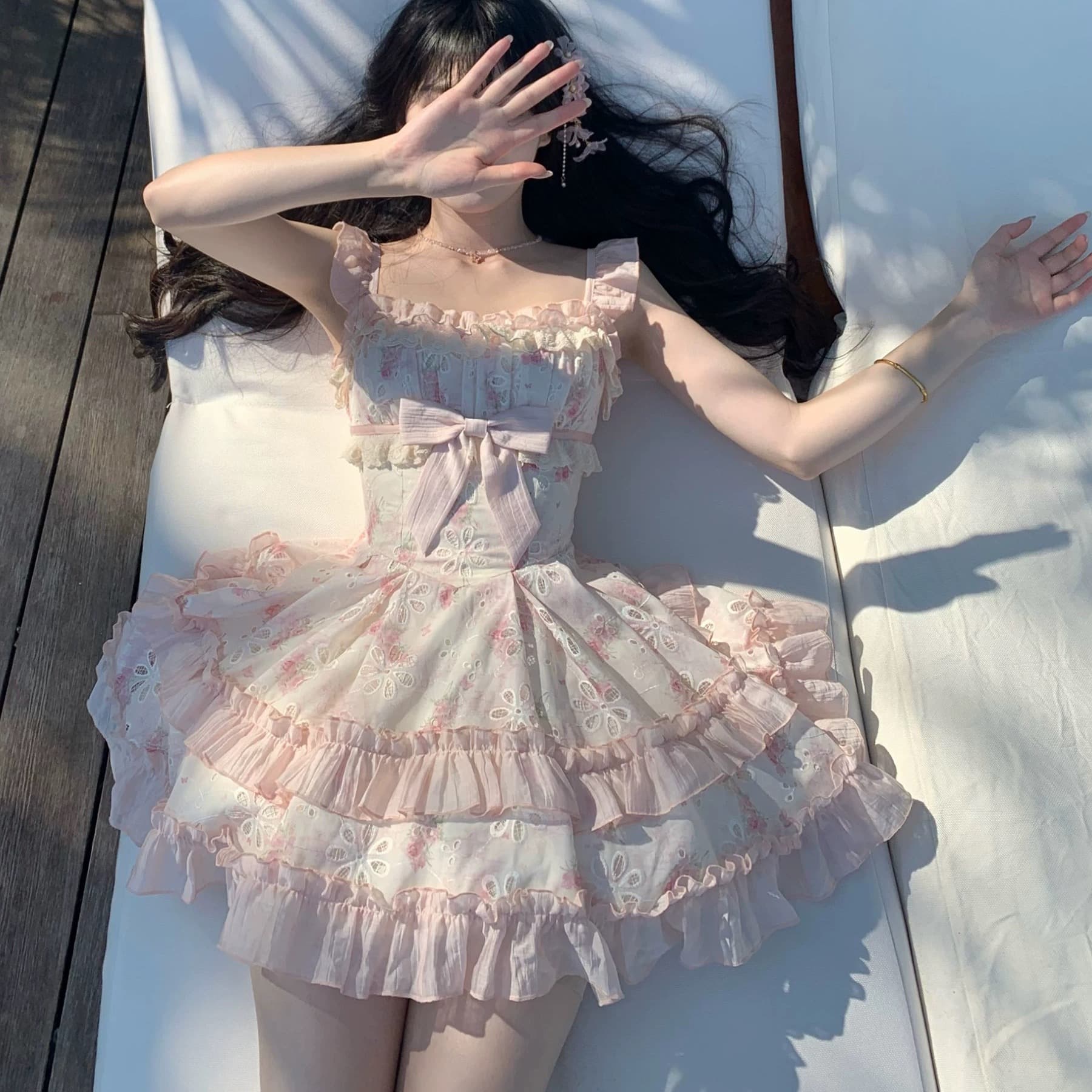 있음 실사 프랑스식 소녀 홀로우 아웃 자수 한 마디 허리 수축 케이크 미니 스커트 작은 날다 소매 드레스 이미지 6