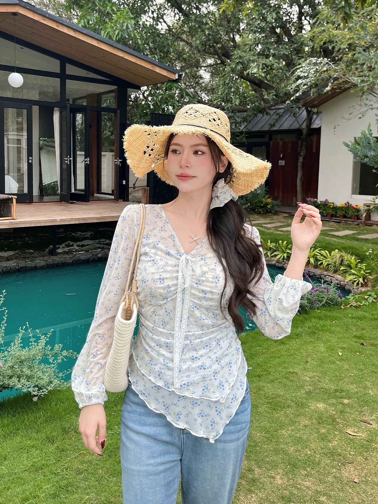 찹쌀 어린이 봄 투어 에 단계 휴가 바람 슬림해 보이는 프린트 티셔츠 봄 새로운 V넥 디자인 센스 맨위 상세 이미지 1