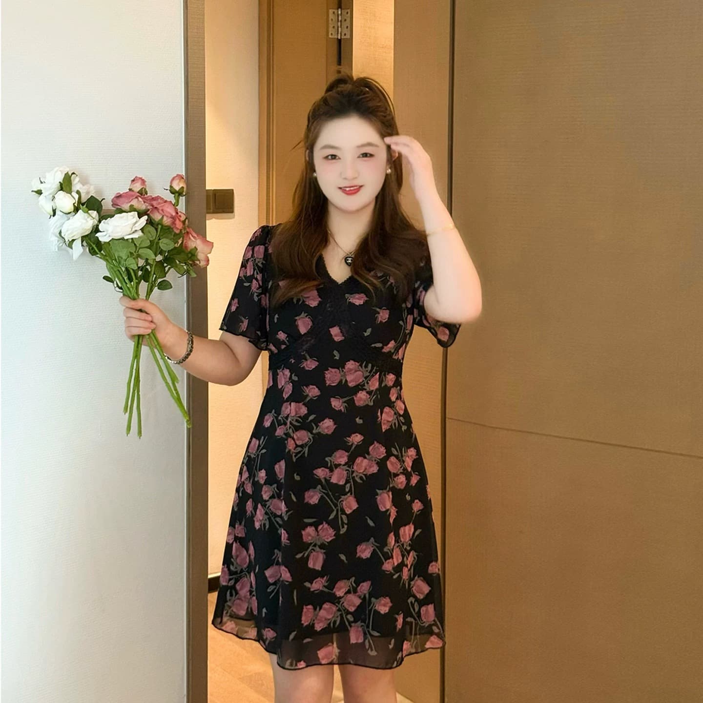 마이크로 지방 여성 의류 빅 사이즈 지방 mm 자이언트 슬림해 보이는 여름 프랑스식 꽃무늬 V넥 드레스 반팔 치마 상세 이미지 1