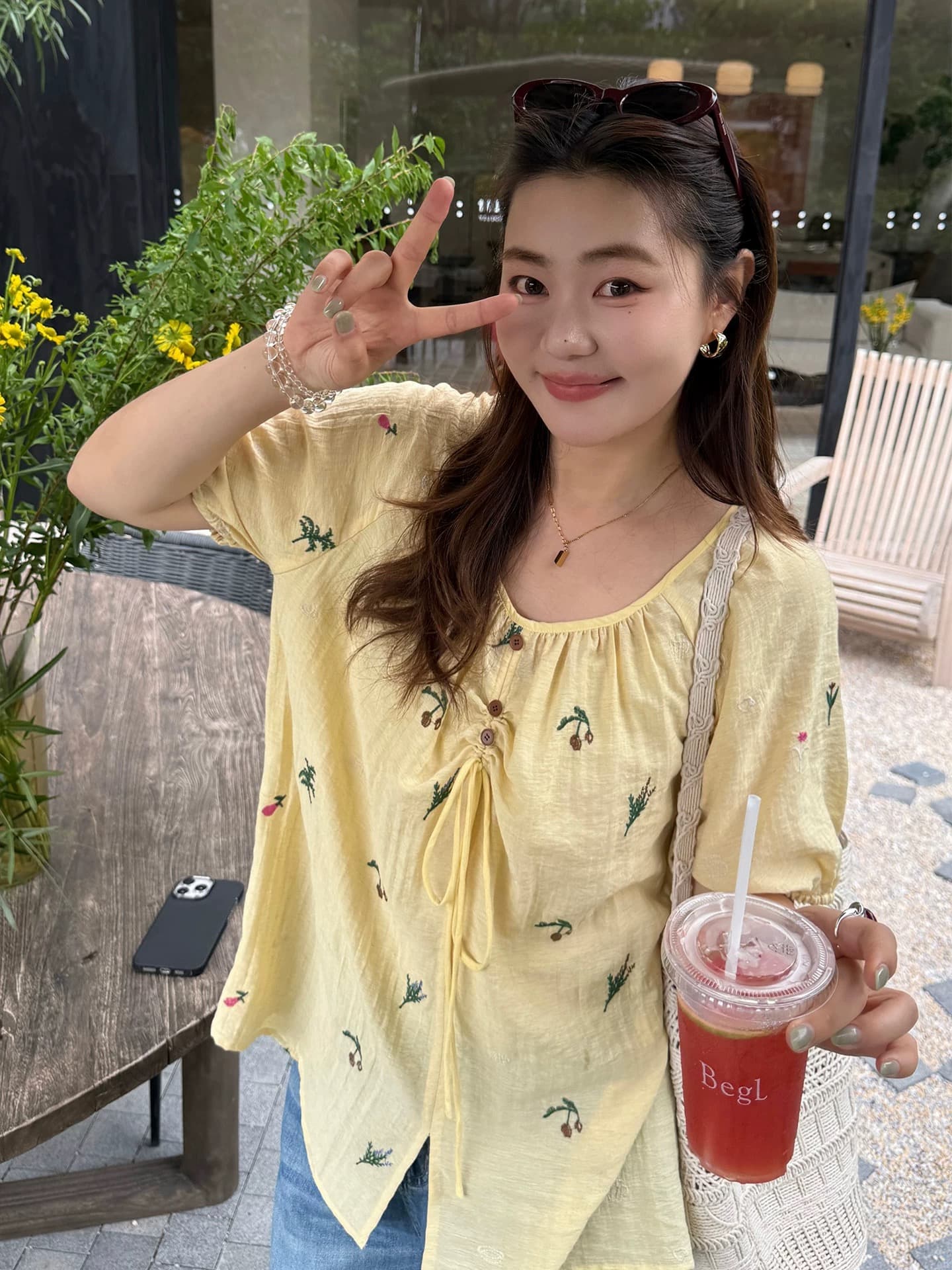 빅 사이즈 여성 의류 마이크로 지방 mm 여름 새로운 자수 셔츠 패션 연령 감소 캐주얼 아마 반팔 맨위 이미지 2
