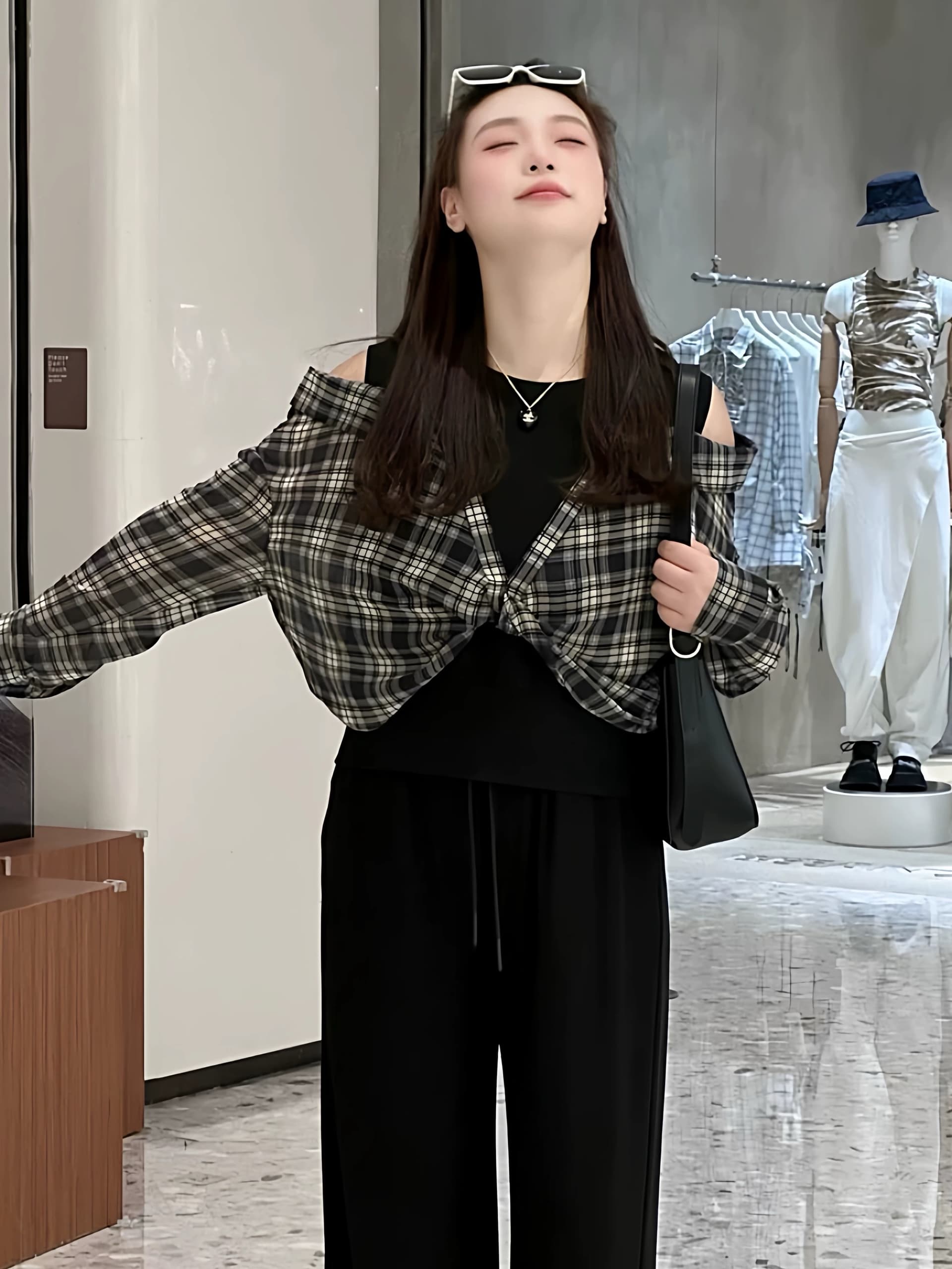 빅 사이즈 지방 mm 체크무늬 패치워크 페이크 레이어드 긴팔 여성 셔츠 봄 표지 고기 슬림해 보이는 다용도 오프숄더 Chic 맨위 이미지 2