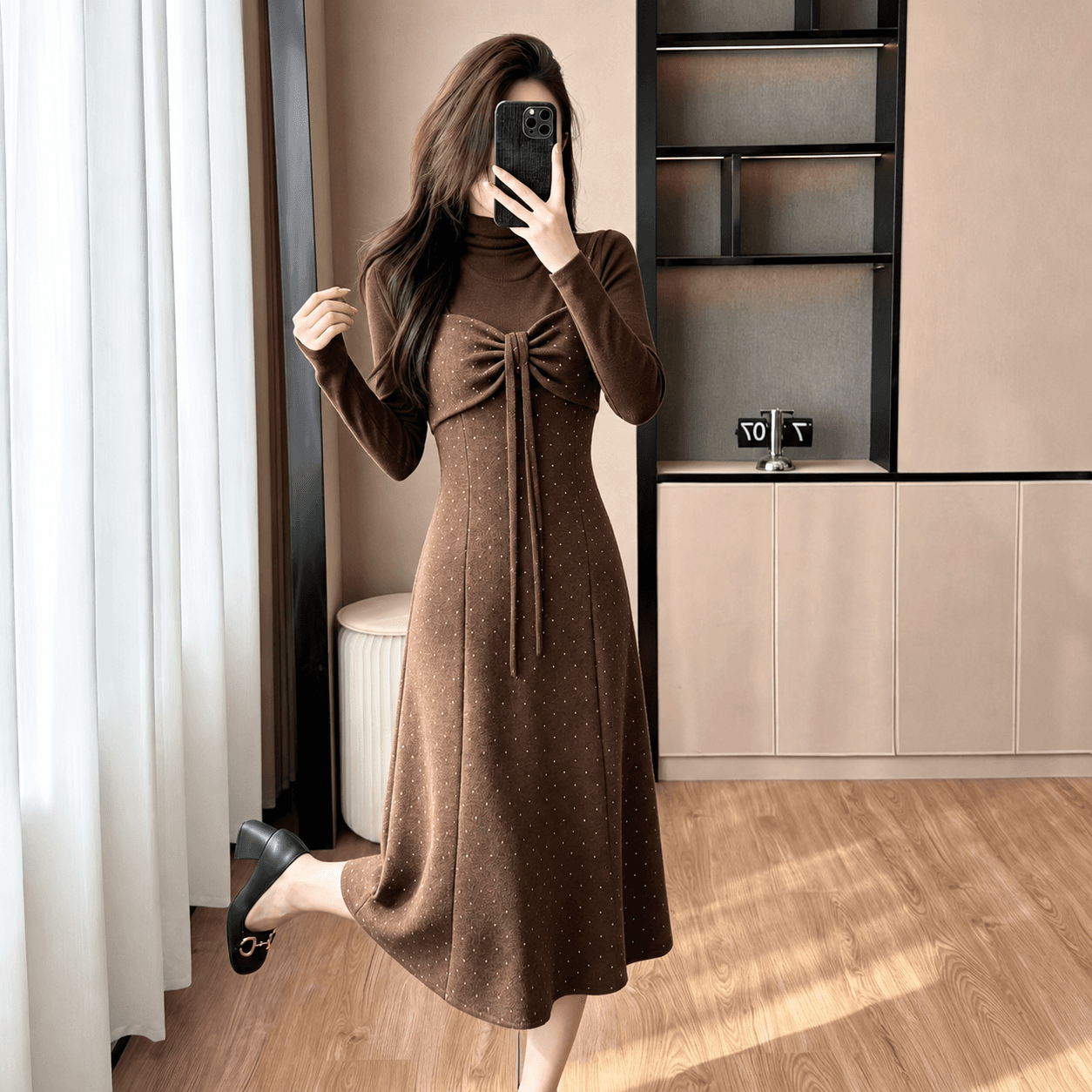 2026 새로운 가을 겨울 클로버 꽃잎 긴팔 드레스 투피스 세트 여성 의류 몸매 가꾸기 슬림해 보이는 상세 이미지 4