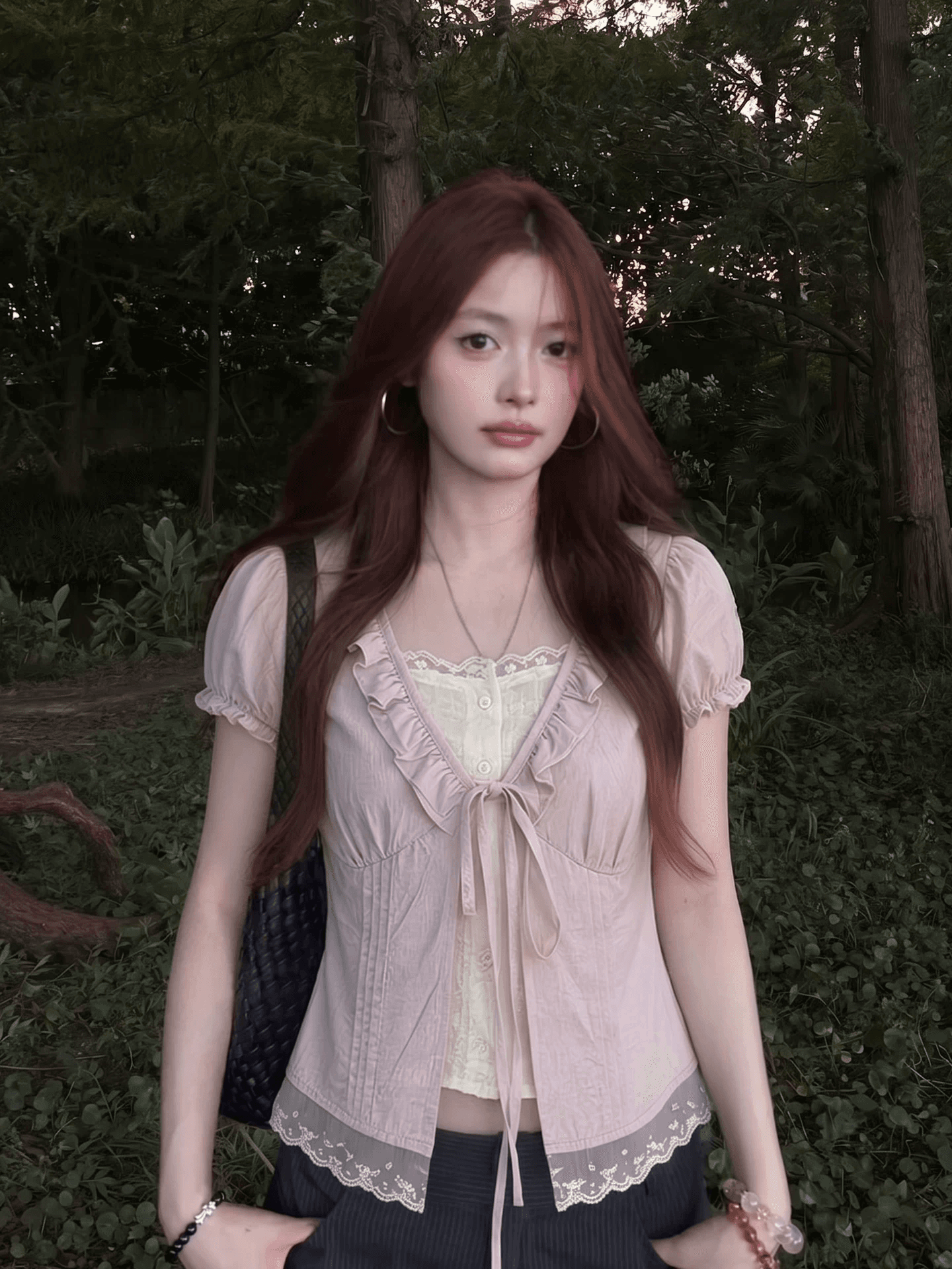 달콤함 소녀 바람 페이크 레이어드 반팔 여성 셔츠 2026 여름 거품 소매 레이스 레이스 슬림해 보이는 맨위 상세 이미지 2
