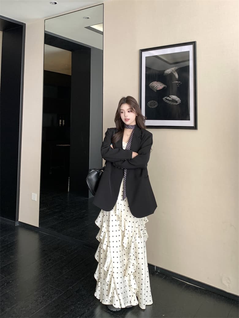 실사 프랑스식 도트 무늬 여성 드레스 봄 여름 슬림해 보이는 출퇴근 고급 센스 검정색 니트 오픈 가디건 세트 상세 이미지 23