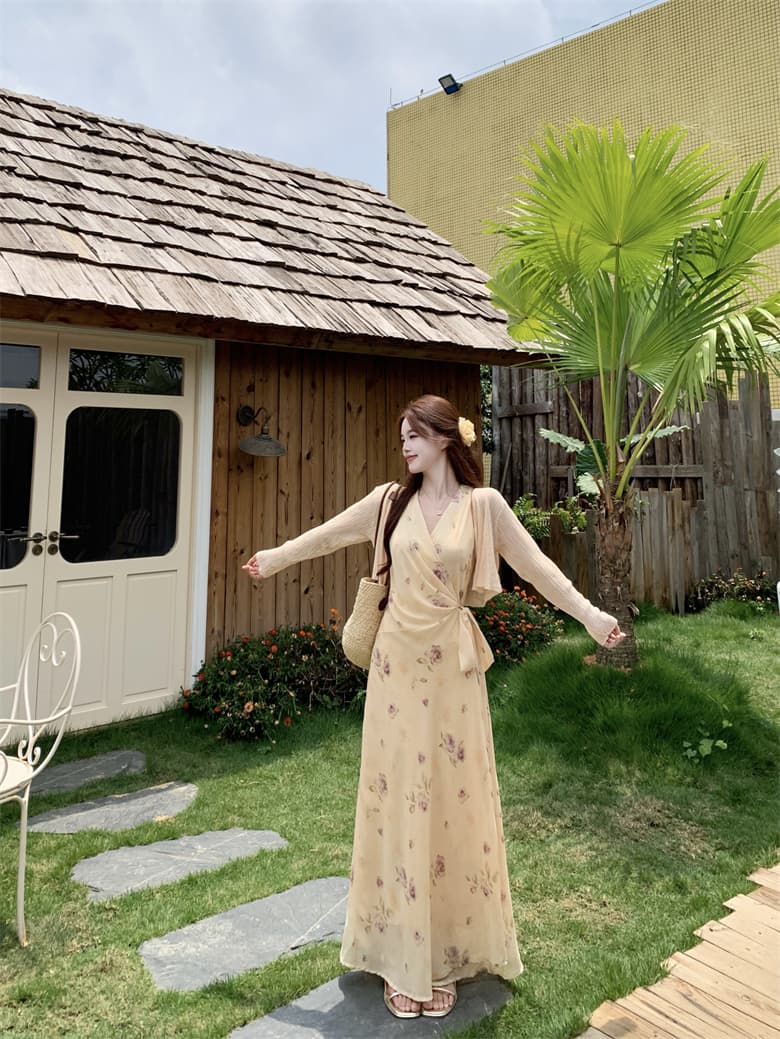 실사 여름 새로운 프랑스식 품격 슬림해 보이는 V넥 십자가 레이스업 꽃무늬 민소매 여성 드레스 코디 오픈 가디건 여성 상세 이미지 9