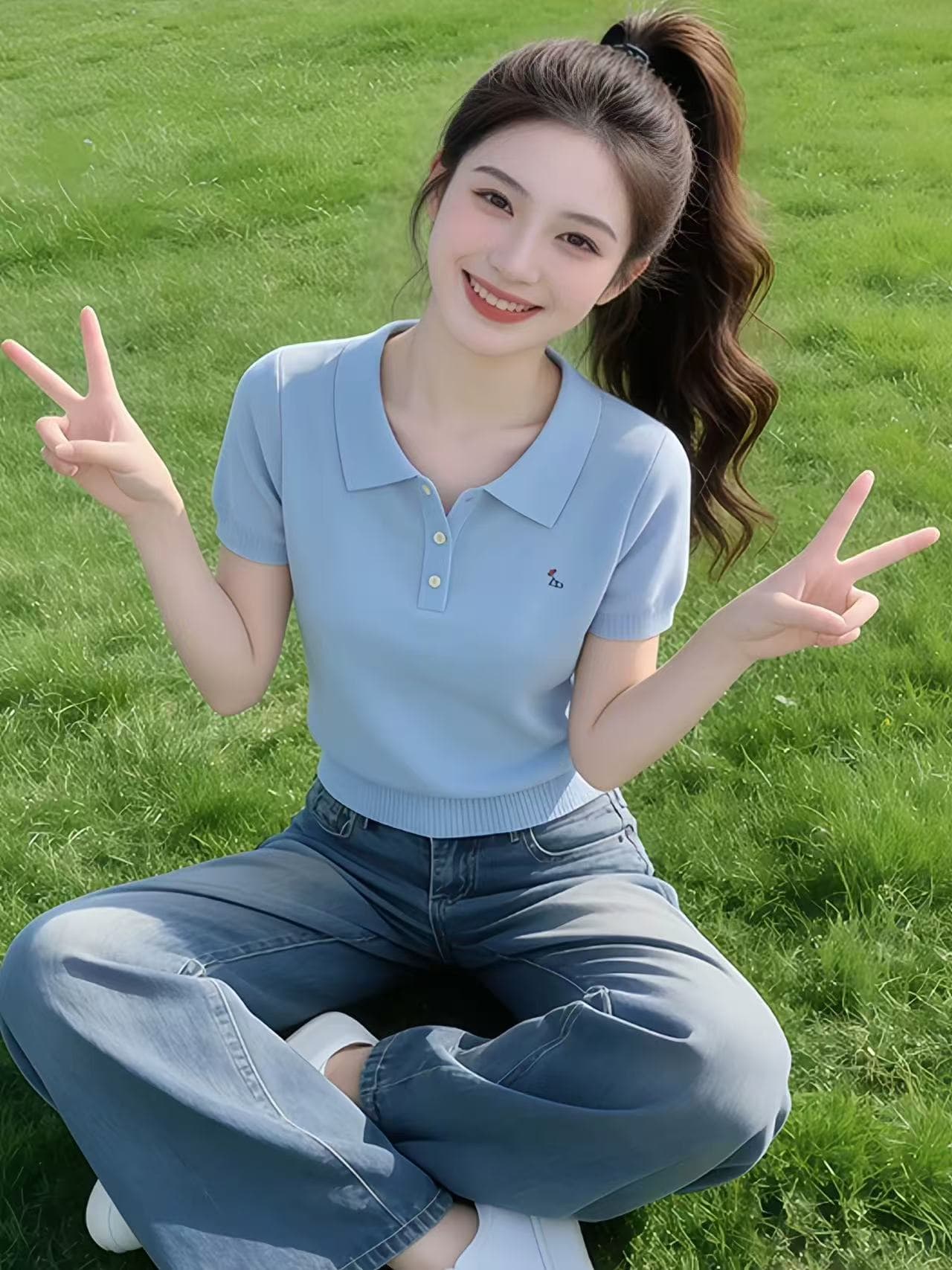 하늘색 POLO 칼라 니트 자수 반팔 티셔츠 여성 2026 새로운 여름 도파민 착용 가져 가라. 품격 맨위 이미지 3