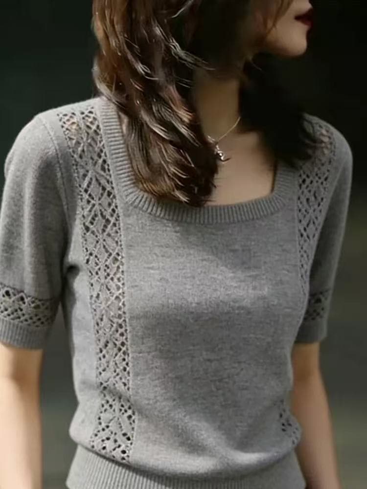 미니멀리즘 바람 회색 반팔 니트 스웨터 2026 여름 몸매 가꾸기 슬림해 보이는 홀로우 아웃 광장 칼라 맨위 얼음 실크 출퇴근 풀오버 상세 이미지 3