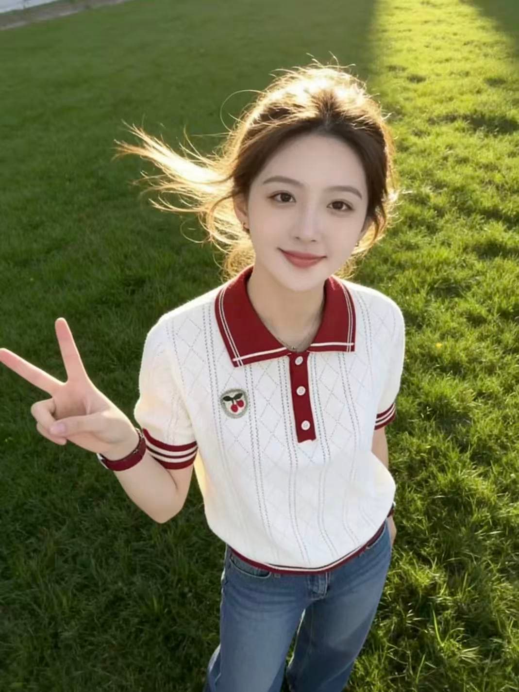 배색 니트 반팔 티셔츠 여성 여름 2026 한 부서 디자인 센스 작은 대중 달콤함 슬림해 보이는 polo 학원 스타일 맨위 상세 이미지 4