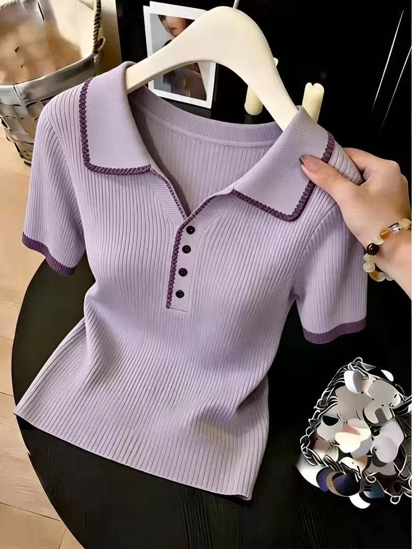 보라색 V넥 반팔 티셔츠 여성 2026 여름 새로운 POLO 칼라 얼음 실크 니트 긍정적 인 어깨 반소매 쇼트 스타일 티셔츠 맨위