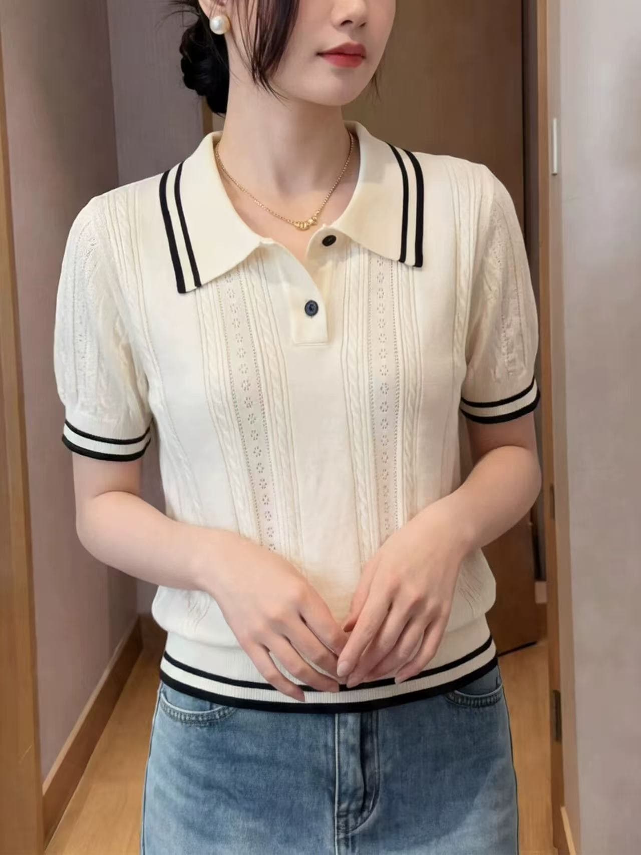 한 부서 연령 감소 화이트 POLO 칼라 반팔 티셔츠 니트 스웨터 여성 2026 여름 새로운 자이언트 잘 생긴 슬림해 보이는 맨위 상세 이미지 2