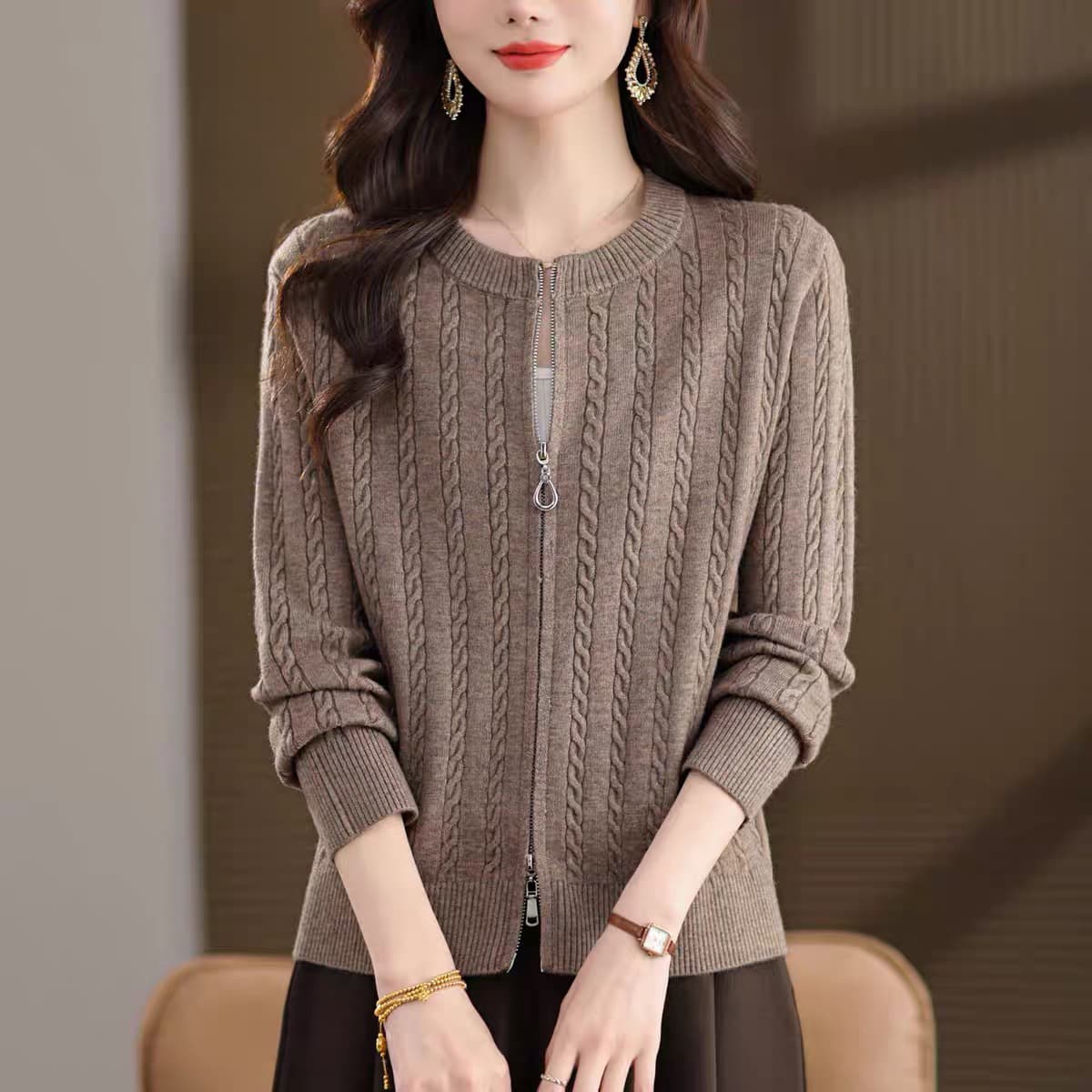 가을 새로운 여성 라운드 넥 꽈배기 니트 오픈 가디건 다용도 슬림해 보이는 우아함 외부 가져 가라. 지퍼 쇼트 스타일 맨위 트렌디 이미지 4