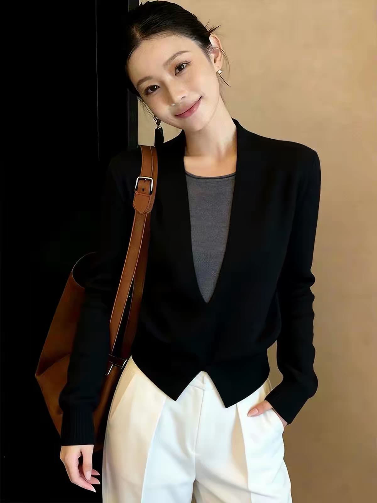 슈퍼 잘 생긴 검정색 허리 수축 페이크 레이어드 맨위 여성 2026 년 가을 새로운 디자인 센스 쇼트 스타일 긴팔 티셔츠 상세 이미지 1