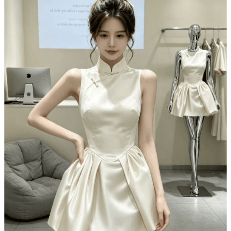 새로운 중식 스탠드 칼라 민소매 개선 치파오 여성 드레스 여름 새로운 프랑스식 품격 고급 센스 허리 수축 짧은 치마