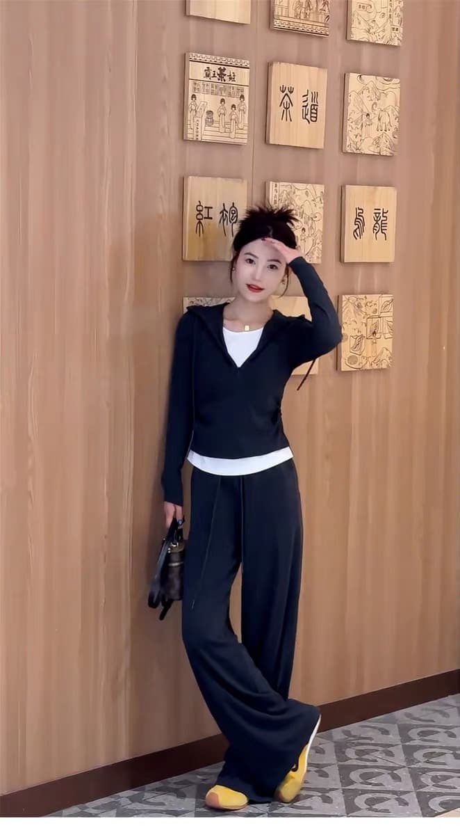 빅 사이즈 운동 캐주얼 세트 여성 봄 페이크 레이어드 맨위 지방 mm 슬림해 보이는 와이드 레그 팬츠 투피스 세트 상세 이미지 9