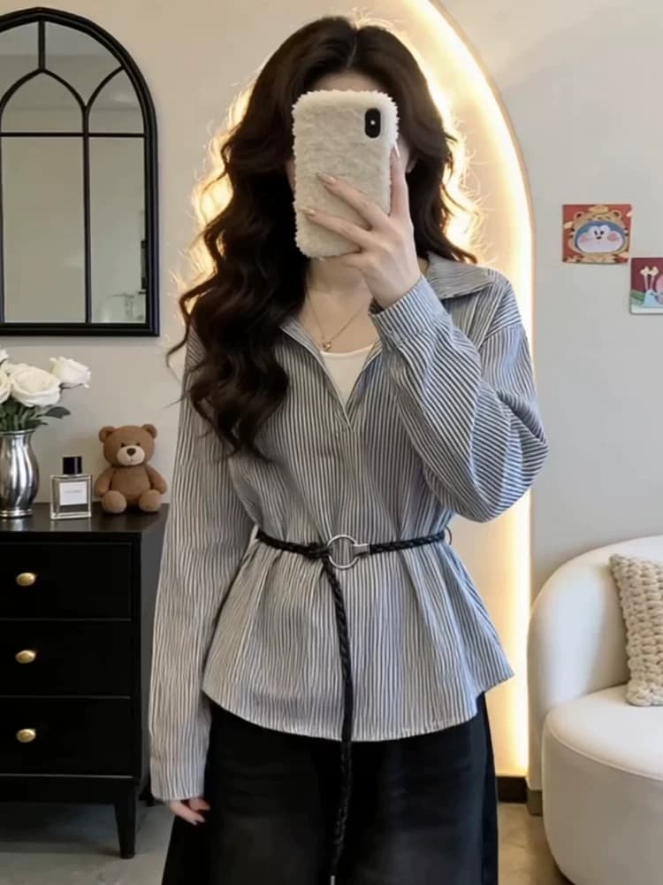 페이크 레이어드 배색 polo 여성 셔츠 이른 봄 새로운 디자인 센스 작은 대중 부드러운 베르사이유 슬림해 보이는 스트라이프 맨위 상세 이미지 2