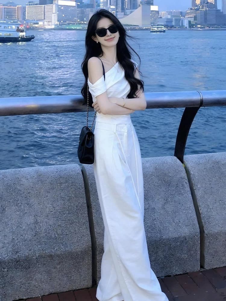 캐주얼 세트 여성 한 부서 품격 자이언트 잘 생긴 느긋한 화이트 비스듬한 어깨 의류 와이드 레그 팬츠 투피스 세트 2026 여름 이미지 3