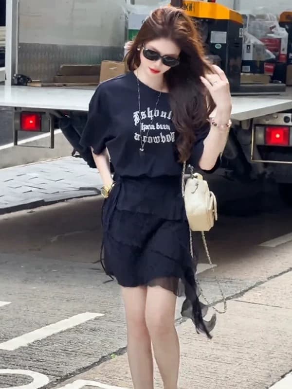 검정색 품격 핫걸 비스듬한 어깨 불규칙 드레스 레이스 랩스커트팬츠 여성 의류 2026 여름 새로운 캐주얼 미니 스커트 상세 이미지 5