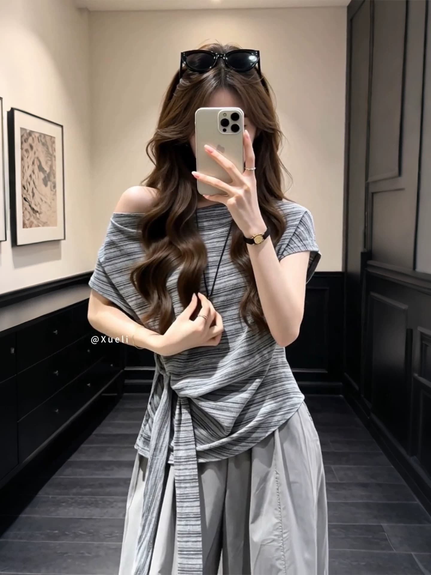 고유 한 아름다운 여름 착용 가져 가라. 전체 집합 한 부서 느긋한 비스듬한 어깨 스트라이프 스트랩 맨위 와이드 레그 팬츠 두 조각 여성 세트 이미지 3