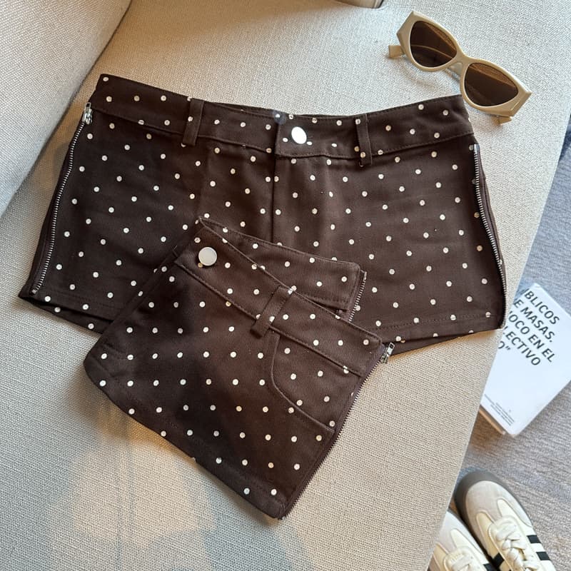 실사 아메리칸 흑인과 백인 배색 도트 무늬 반바지 측면 더블 허리 머리 페이크 레이어드 치마바지 쇼트 스타일 반신 치마바지 여성 상세 이미지 48