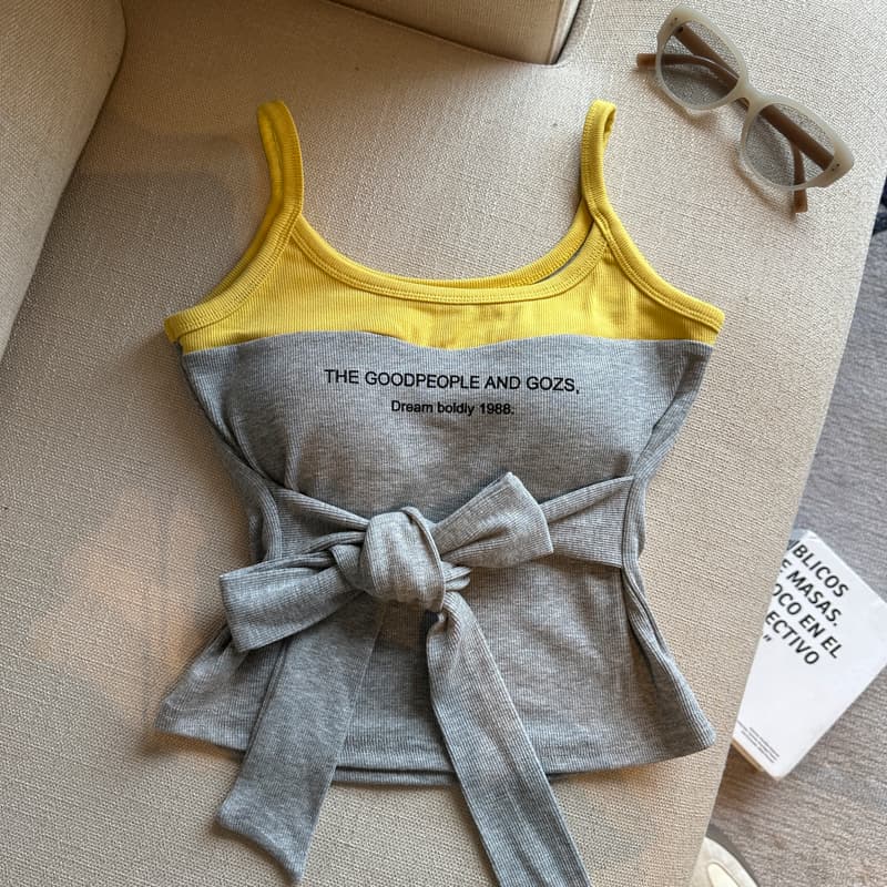 실사 페이크 레이어드 배색 니트 조끼 슬립 여성 벨트 가슴 패드 여름 외출용 몸매 가꾸기 쇼트 스타일 스트랩 맨위 상세 이미지 65