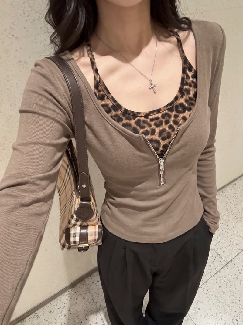 실사 가을 2026 새로운 레오파드 무늬 패치워크 행침 목 u 칼라 지퍼 페이크 레이어드 맨위 몸매 가꾸기 면 소재 맨위 상세 이미지 10