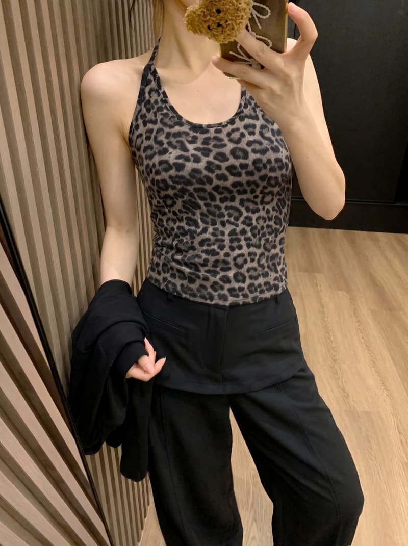 실사 핫걸 레오파드 무늬 행침 목 섹시함 캐미솔 긴팔 티셔츠 여성 투피스 세트 슬림해 보이는 쇼트 스타일 면 소재 맨위 상세 이미지 8