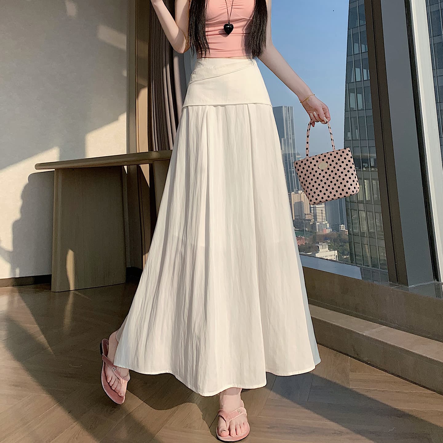 실사 2026 봄 여름 프랑스식 허리 명중 Pleat 허리 수축 표지 넓적 다리 슬림해 보이는 도루 센스 한 마디 반신 롱 스커트 큰 진자 우산 치마 이미지 2