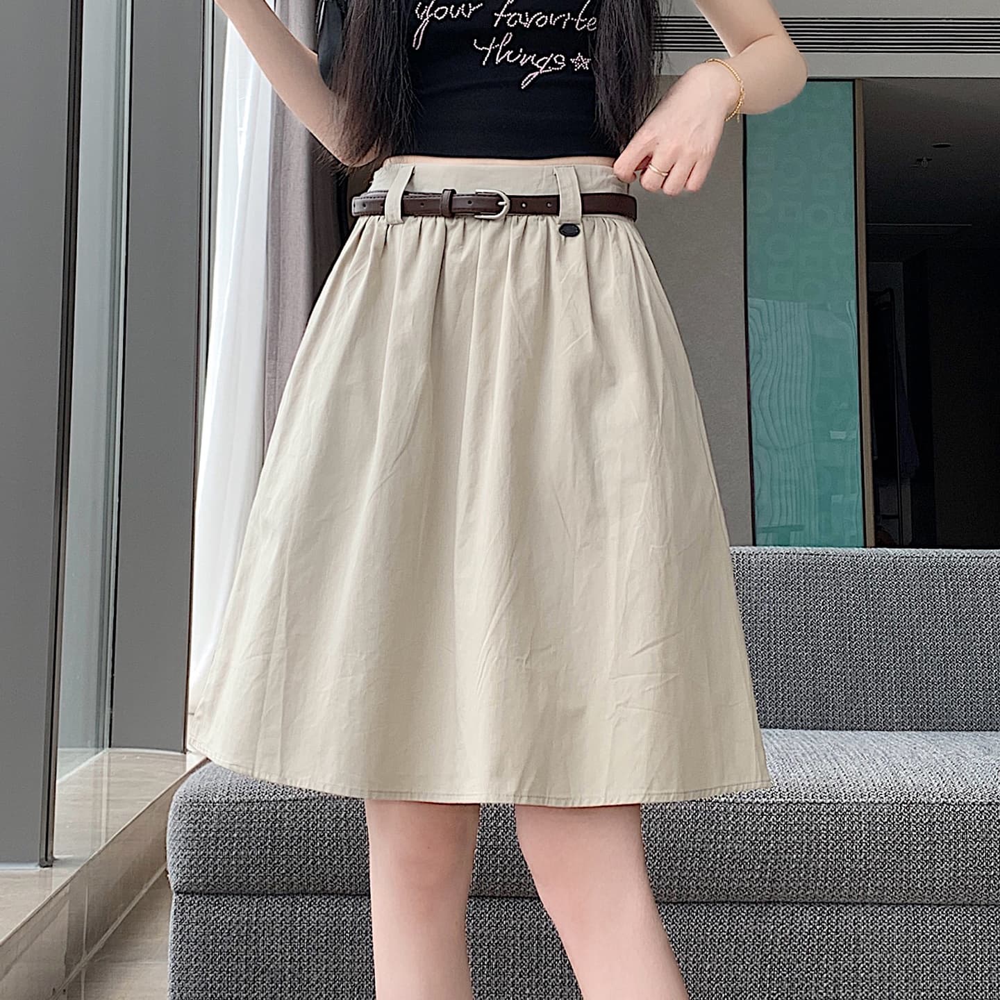 실사 2026 여름 한 부서 미니멀리즘 표지 넓적 다리 슬림해 보이는 핀치 Pleat 워크웨어 5 점 치마 퍼프 한 마디 반신 스커트 벨트 포함 이미지 2