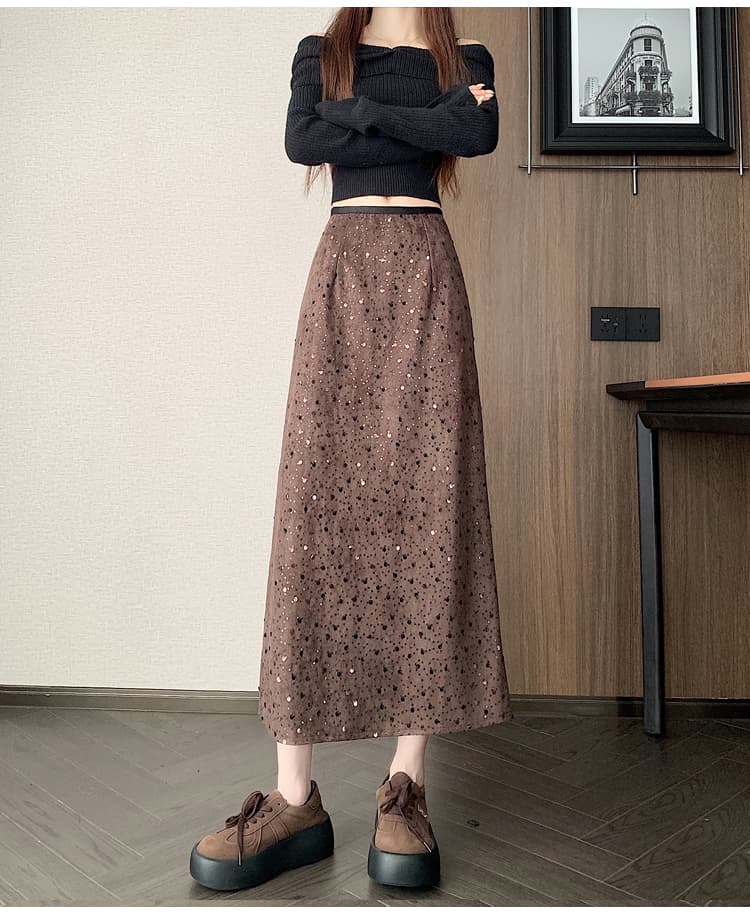실사 2026 가을 겨울 핫걸 빛나는 구슬 조각 디자인 센스 이후 트임 스웨이드 원단 중간 길이 한 마디 반신 롱 스커트 상세 이미지 31