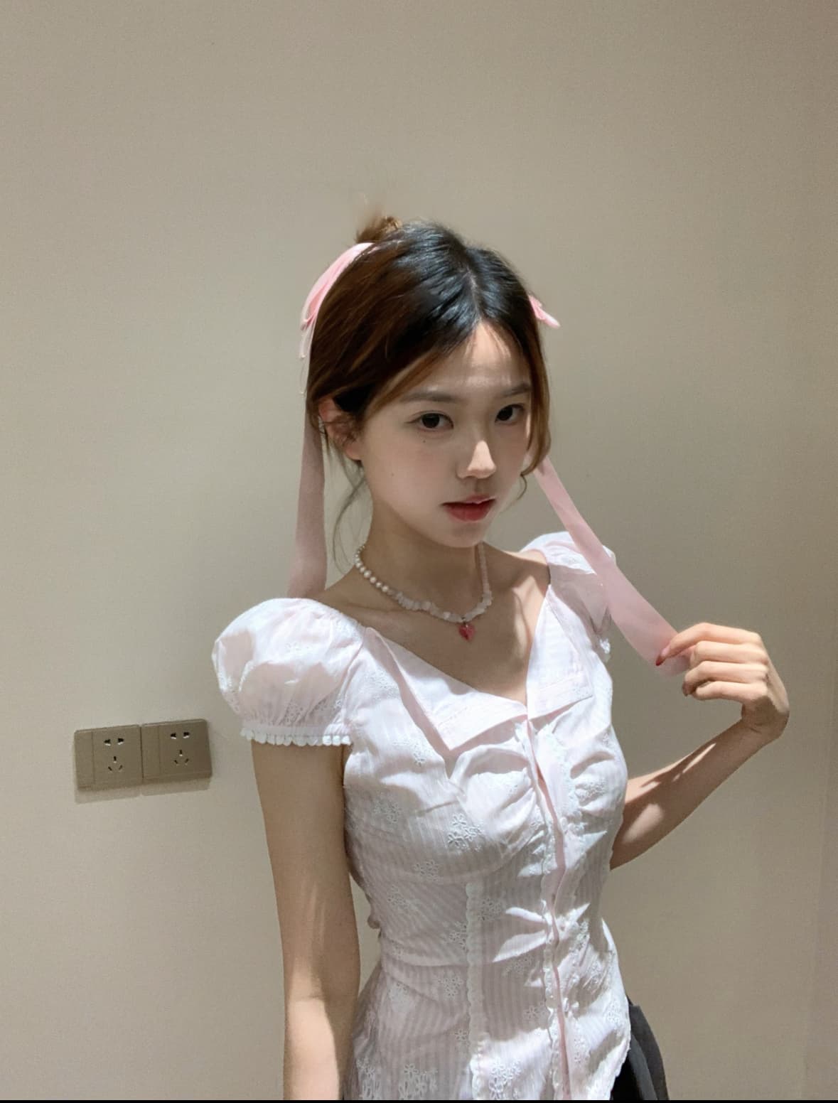 레이스 레이스 체크무늬 반팔 셔츠 여름 새로운 슈퍼 잘 생긴 허리 수축 슬림해 보이는 거품 소매 셔츠 여성 이미지 2