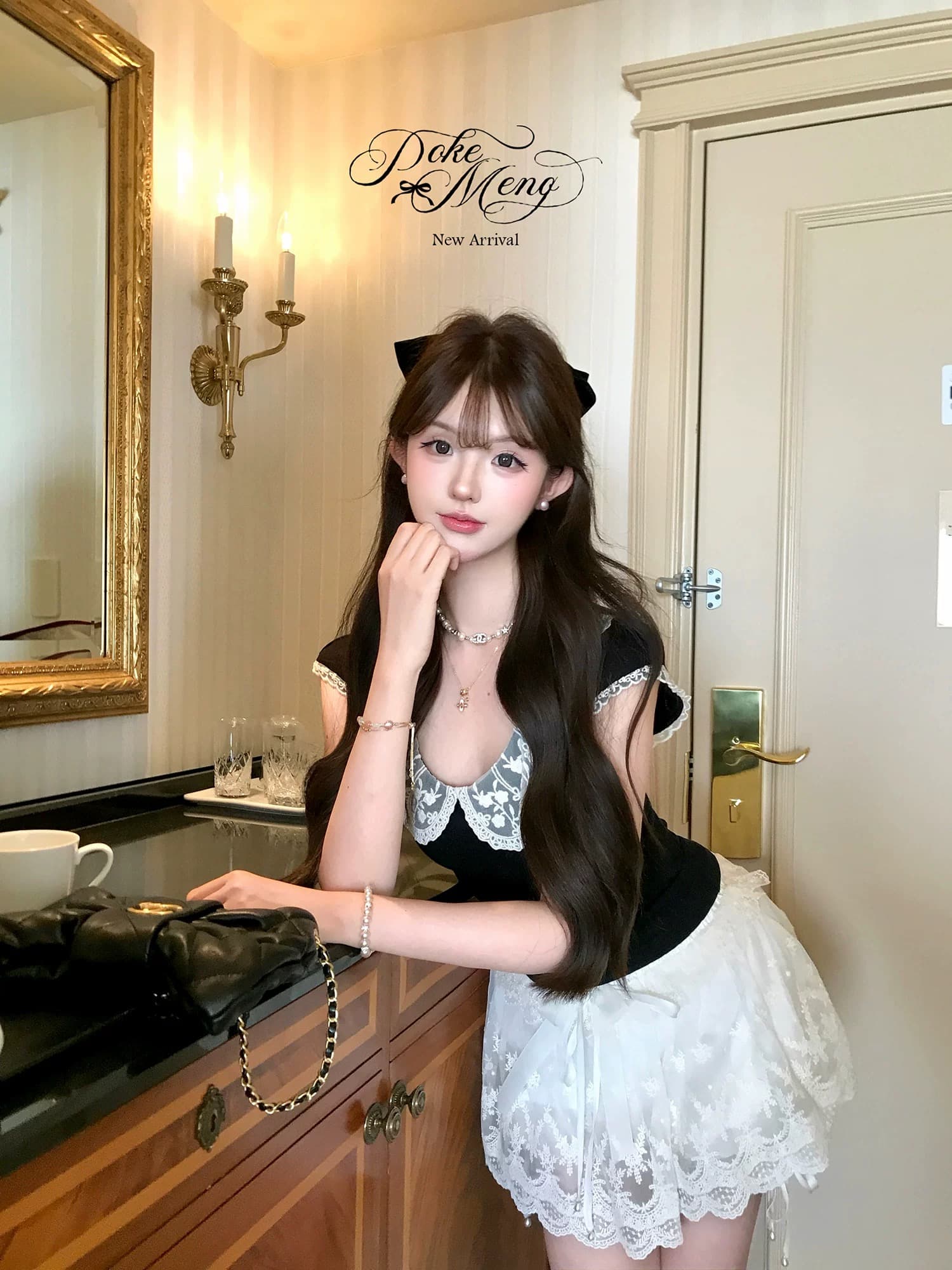 티 향기로운 소녀 레이스 얼음 노래 홀로우 아웃 자카드 몸매 가꾸기 프랑스식 니트 티셔츠 맨위 이미지 4