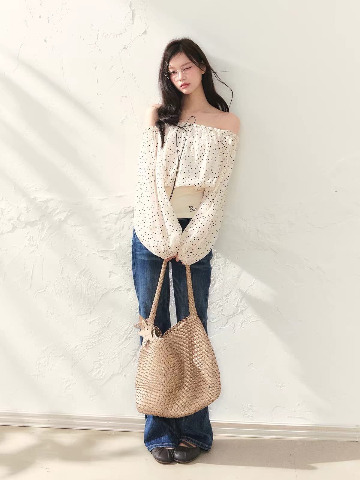 eleven sleep 오프숄더 쉬폰 블라우스 여성 가을 도트 무늬 외부 잡아라. 의류 고급 센스 허리 수축 긴팔 이미지 2