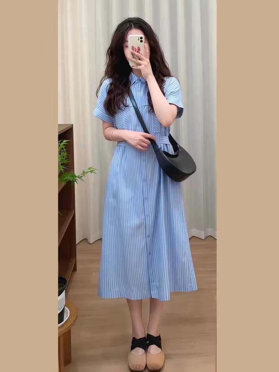 문예 레트로 파란색 스트라이프 셔츠 여성 드레스 여름 새로운 캐주얼 루즈핏 허리 수축 슬림해 보이는 작은 키 롱 스커트 이미지 3