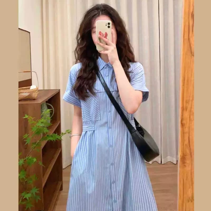 문예 레트로 파란색 스트라이프 셔츠 여성 드레스 여름 새로운 캐주얼 루즈핏 허리 수축 슬림해 보이는 작은 키 롱 스커트 상세 이미지 1