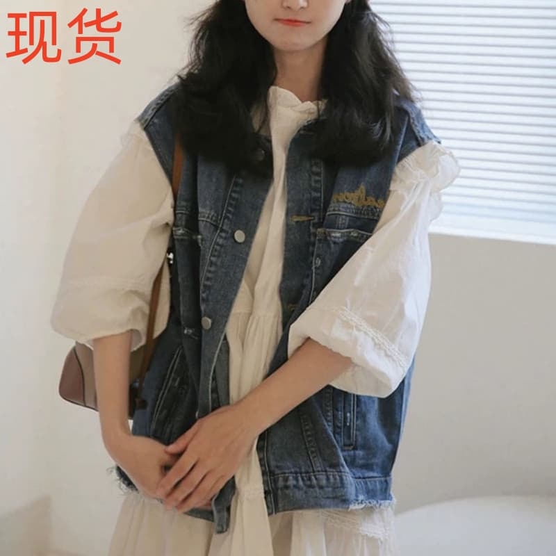 2026 봄 새로운 착용 가져 가라. 고급 센스 패션 프린트 다용도 슬림해 보이는 데님 베스트 스택 착용 맨위 여성 코트