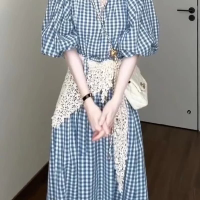 여름 아름다운 작은 치마 작은 키 고유 한 아름다운 고급 센스 빅 사이즈 파란색 체크무늬 거품 소매 여성 드레스 이미지 5