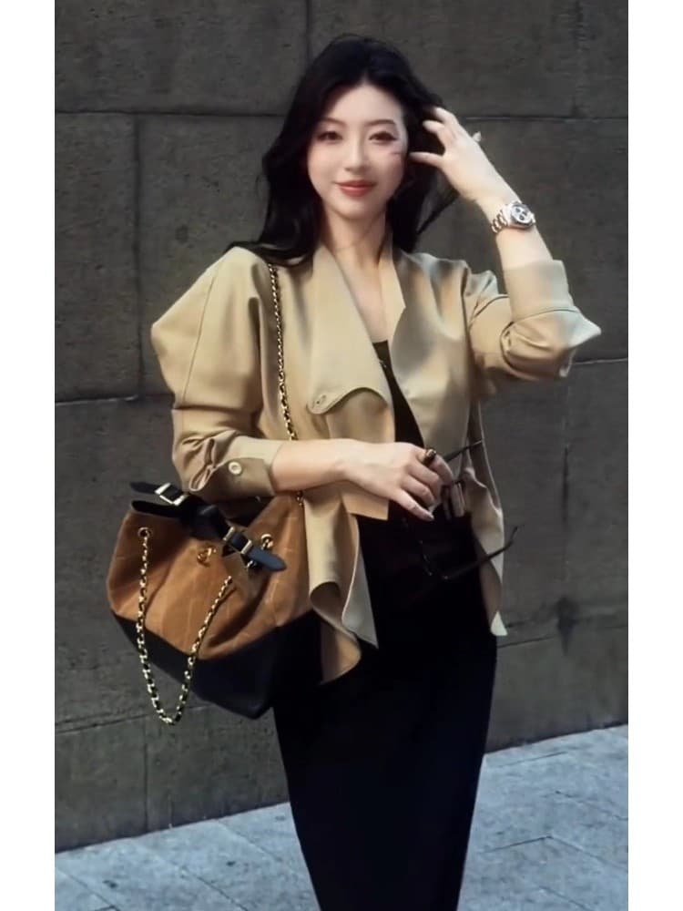 작은 대중 디자인 센스 카키 색 바람막이 여성 코트 2025 가을 새로운 단순한 관대 한 고급 센스 허리 수축 맨위 이미지 2