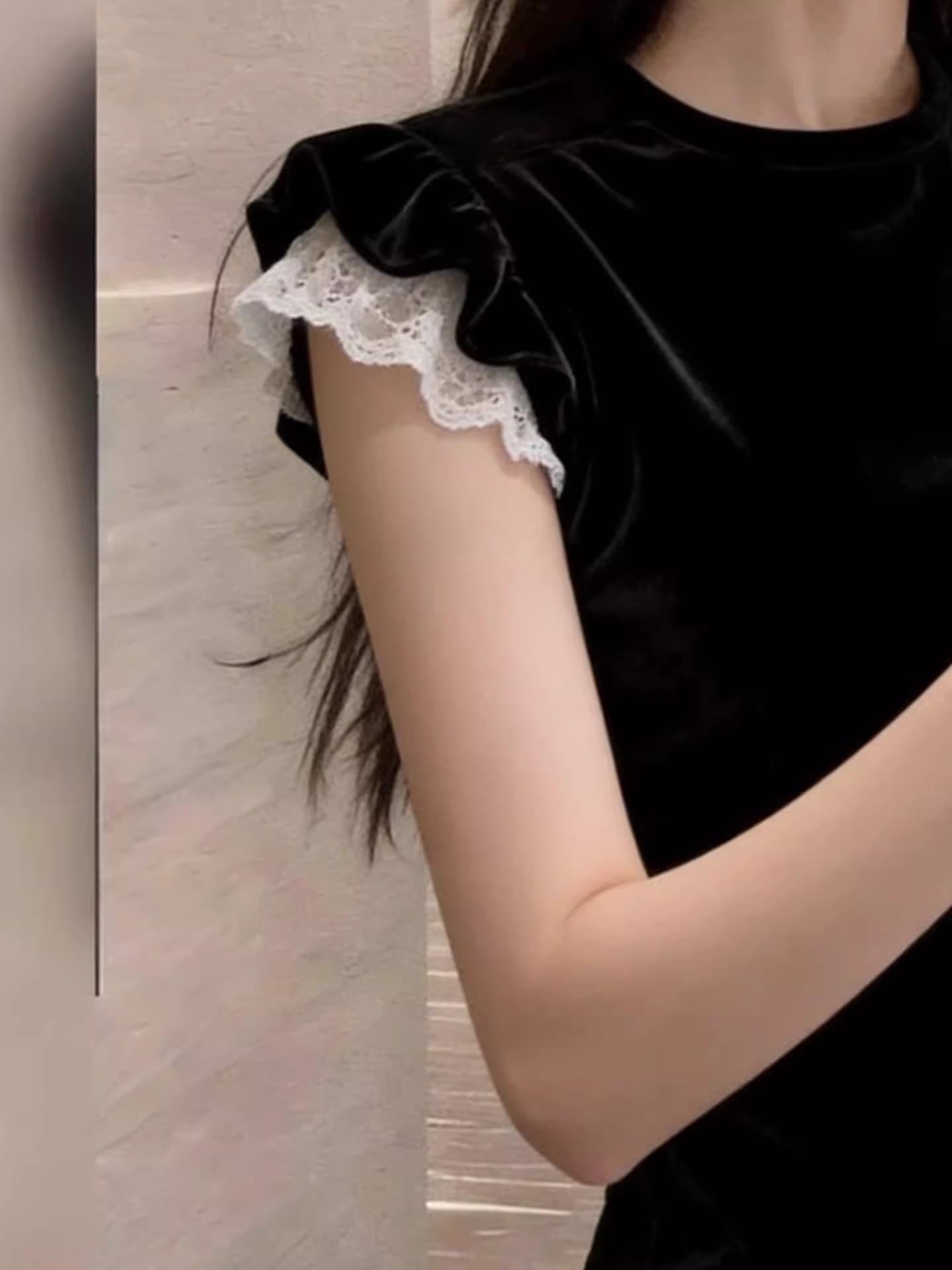어깨 디자인 센스 레이스 조각 검정색 맨위 2026 봄 여성 의류 새로운 고급 센스 비싼 가스 작은 대중 작은 셔츠 이미지 2