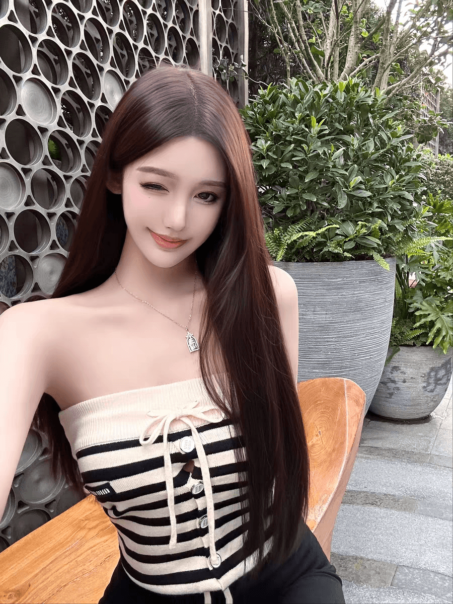 luna 루 Na 신제품 스트라이프 튜브탑 맨위 장 원 영어 스타일 디자인 센스 니트 맨위