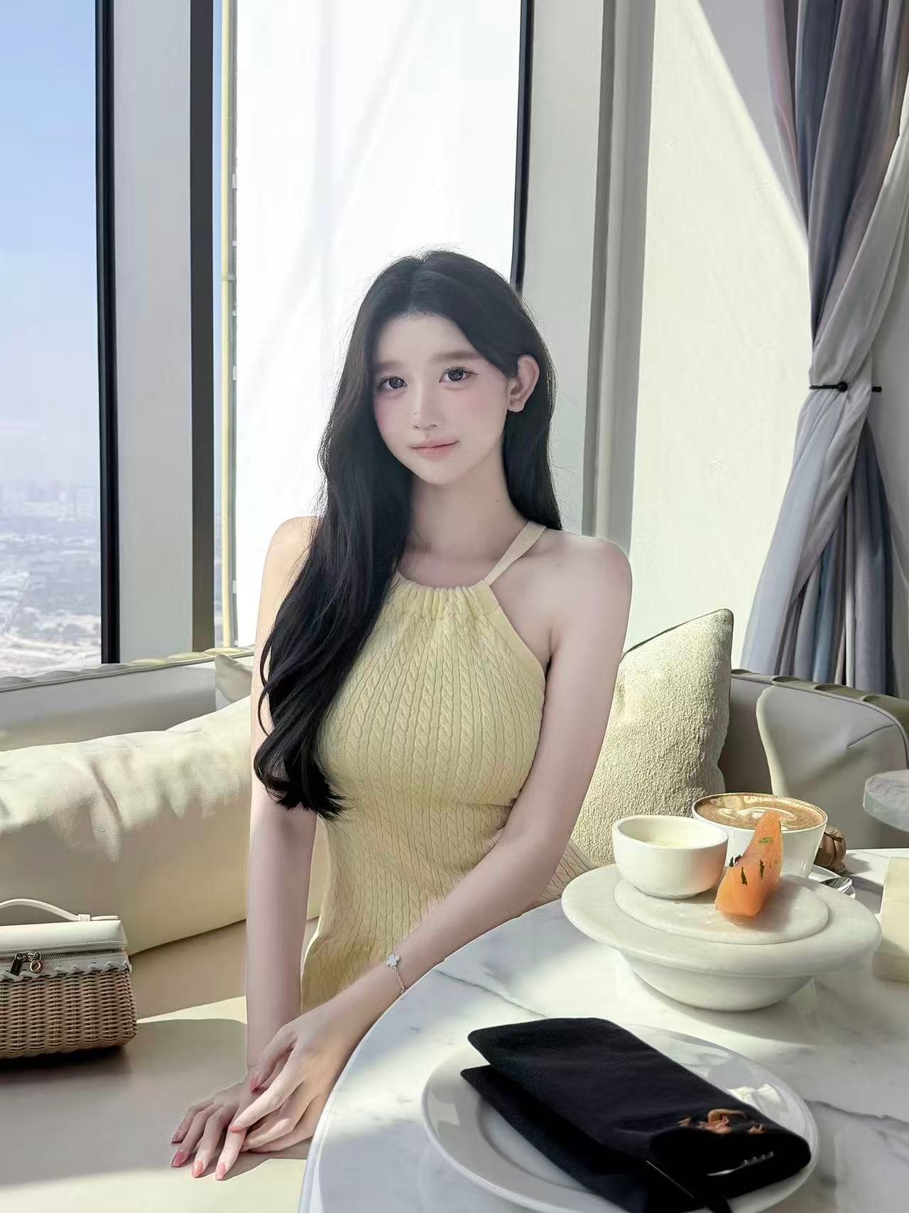 만약 언어 맞춤 사랑 여름 순수한 욕망 품격 섹시함 슬림해 보이는 몸매 가꾸기 치마 트위스트 꽃 행침 목 레이스업 드레스 상세 이미지 4