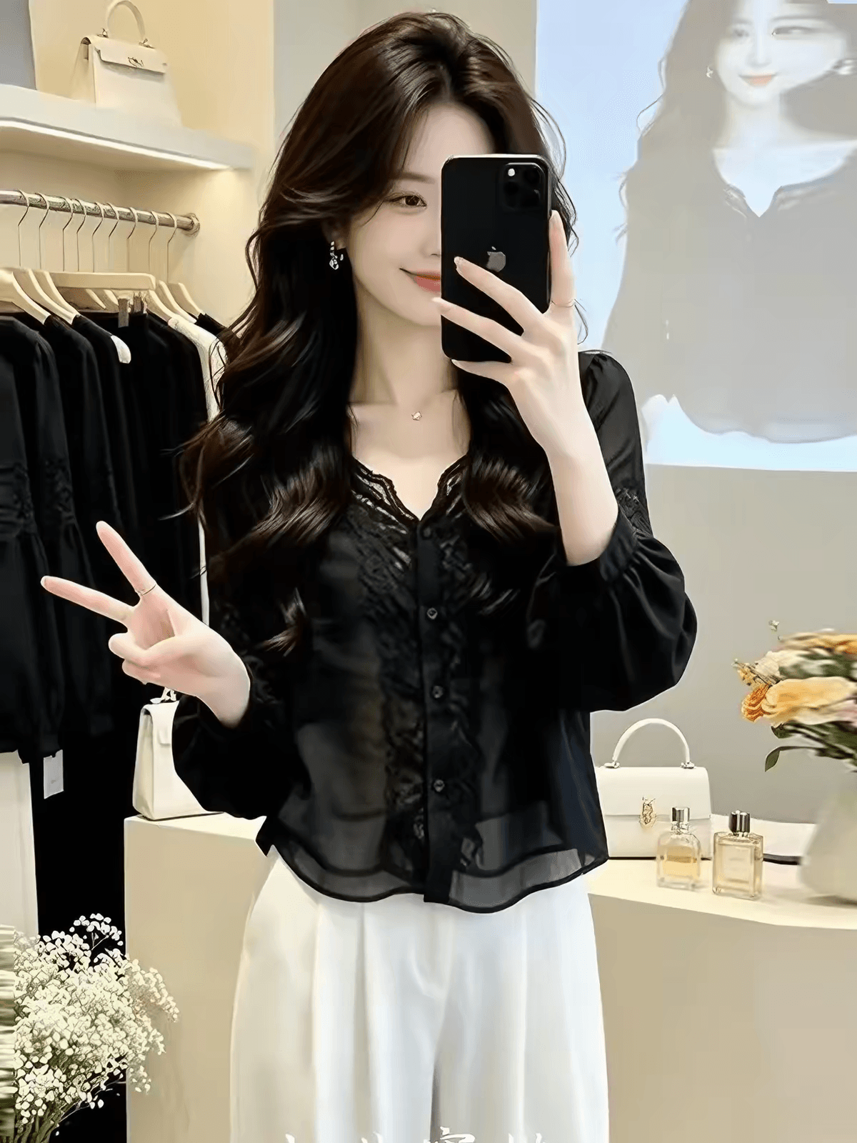패션 레이스 조각 V넥 쇼트 스타일 여성 셔츠 여름 새로운 대양 품격 슬림해 보이는 다용도 연령 감소 셔츠 작은 셔츠 이미지 4