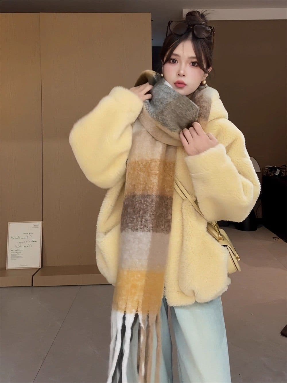 가을 겨울 소녀 두꺼운 쇼트 스타일 후드 스웨이드 원단 양털 모조 가죽 털 하나 환경 보호 모피 재킷 상세 이미지 9